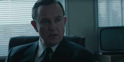 They'll take him up to the holding
cell an hour before the hearing. - The Gold