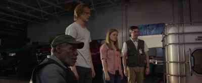 They're a family. - Monster Trucks