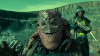 -They're a little jumpy.
-[chuckling] - Vagrant Queen