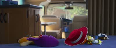 They're about to leave! - Toy Story 4
