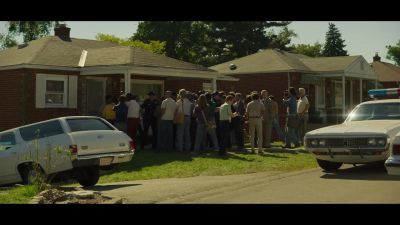 - They're bringing him out!
- What are the charges? - Mindhunter
