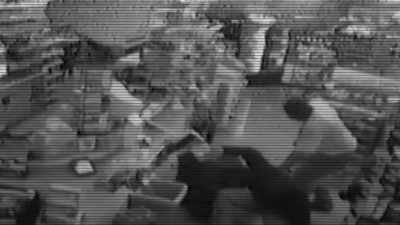 They're buying and selling guns, - Final Moments