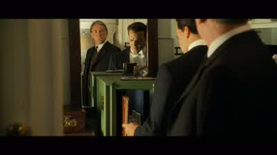 They're closing the doors! - Titanic