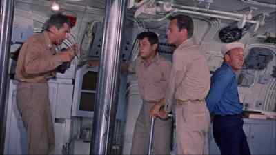 They're coming in
for the kill, sir. - Operation Petticoat