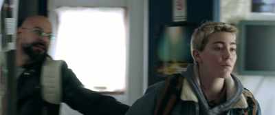 - They're coming.
- Where are you going? - Hacker
