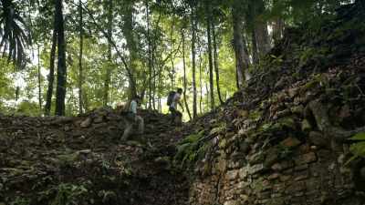 They're so different from the
first fortress at Macabilero. - Lost Treasures of the Maya