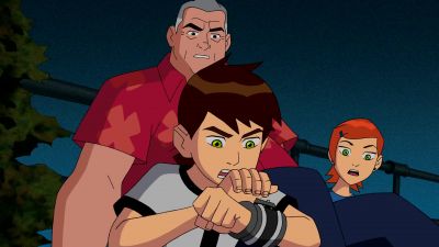 THEY'RE GETTING AWAY
WITH THE LIBERTY BELL. - Ben 10