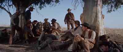 They're getting near the river, Steve. - The Big Country