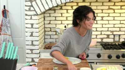 - They're gonna be, like, "Ludo who?" - Selena + Chef