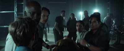 - They're gonna get through.
- [loud thud, screaming] - Extinction