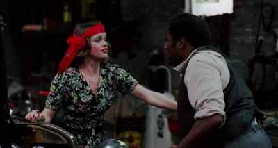 They're gonna kill me! - The Lady in Red