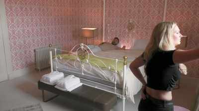 They're gonna need to come to a
comfortable place, individually - Open House: The Great Sex Experiment