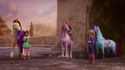 - They're gonna trigger the traps!
- Not if I can help it. - Unicorn Academy