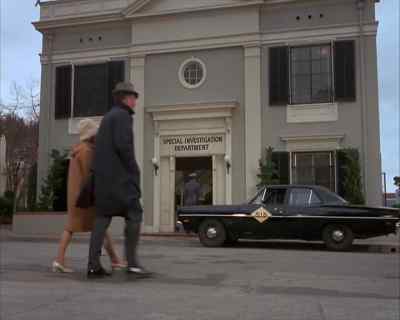 They're in that box cage.
Yeah. - Land of the Giants