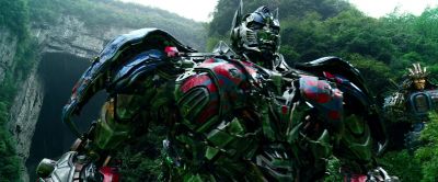 They're in trouble - Transformers: Age of Extinction