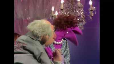 -They're just a couple of floor hogs.
-Yeah. - The Muppet Show