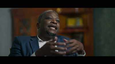 They're likely not to question
anything that the chairperson does. - Steinheist