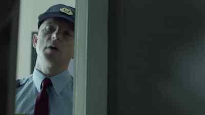 They're making an arrest. - Wallander