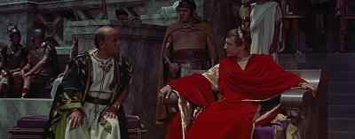 THEY'RE NOT CHEERING.
DO YOU NOTICE IT, CLAUDIUS? - Demetrius and the Gladiators