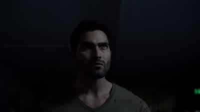 They're not going through the school. - Teen Wolf