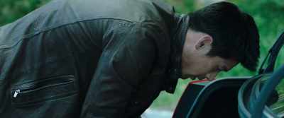 They're not like your spineless unis. - Confidential Assignment