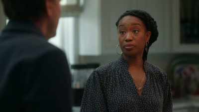 They're not weird,
they're eccentric.WADE: Oh, guys, - The Unicorn
