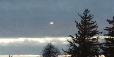 They're passing through
other dimensions - Close Encounters of the Fifth Kind