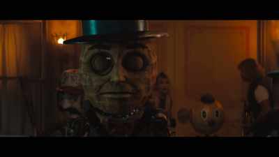 -They're rational.
-[roars] - The Electric State