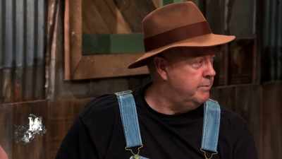 They're running
with the simplest operation - Moonshiners: Master Distiller