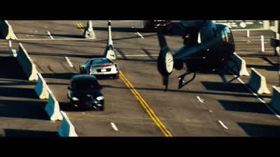 They're shooting my car. - The Island