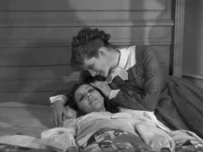 - They're sweet.
- Yes. - Little Women