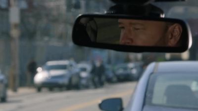 They're switching cars. - Blue Bloods
