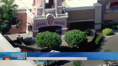 They're taking
away the fountain!" - ¡Casa Bonita Mi Amor!