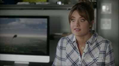 THEY'RE TALKING
TO THE MURDERER, - Garage Sale Mysteries: Picture a Murder