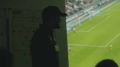 They're willing to jump,
that's not a problem, - Mission to Burnley