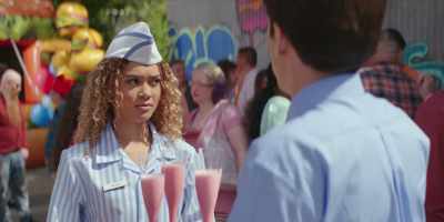 They're for you.
I mean, milkshake, anyone? - Good Burger 2