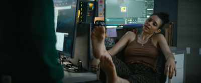 They've done studies. Working
barefoot boosts creativity. - The Consultant