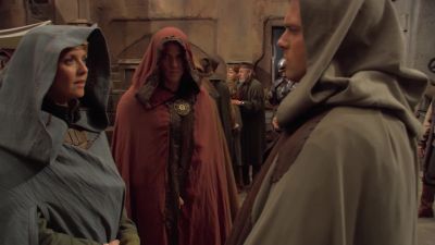 They've got a dozen men
guarding the gate, - Stargate SG-1