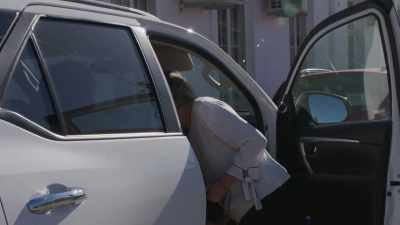 They've had to pull in
the police at Berea, - How to Survive a Pandemic