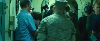Karin, to the right. - World War Z