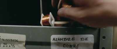 - Thin copper wire, six meters.
- Six meters copper wire. - Museo
