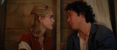 Things don't exactly feel great
between us right now. - Sweethearts