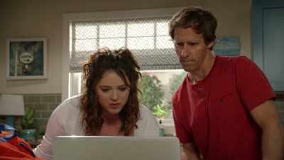"Things get steamy when Gina
drops by her boss's house - The Guest Book