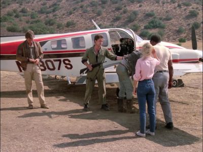- Think you can handle this one, Al? AL: Yeah, it'll be my pleasure. - MacGyver