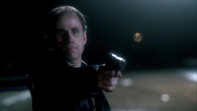 - Think you can steal fromme?
- Mack.. - Cold Case