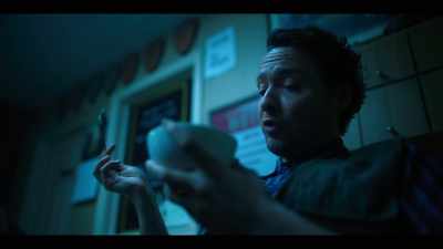 - Think I ain't read the Constitution?
- I don't think you can read. - The Umbrella Academy