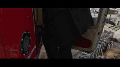 Think twice, 007.
It's a Iong way down. - For Your Eyes Only