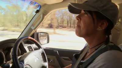 Third generation opal hunter,
Kelly Tishler, - Outback Opal Hunters
