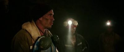 Thirty three men - The 33