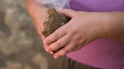 This is a big jar for containing food. - Lost Treasures of Rome